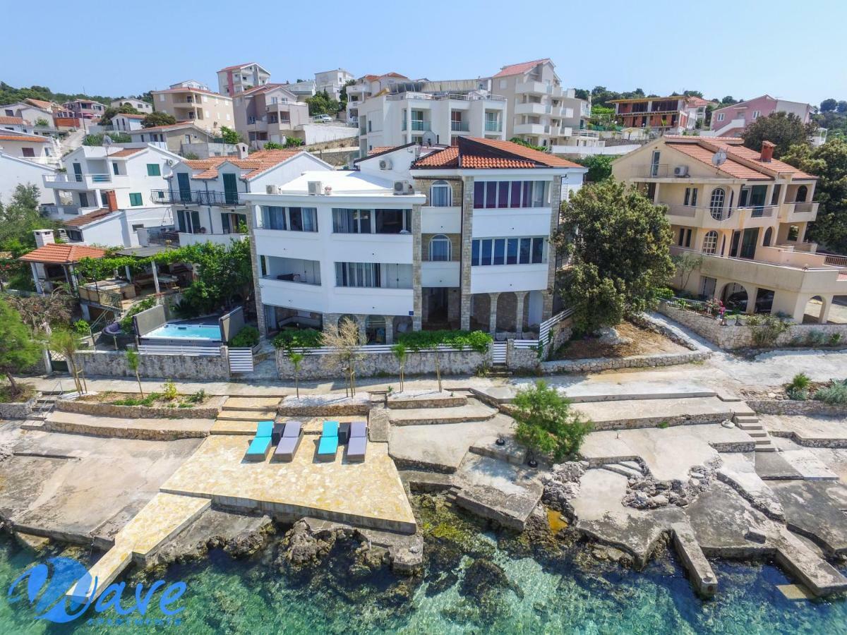 Apartments Wave Ражань Экстерьер фото